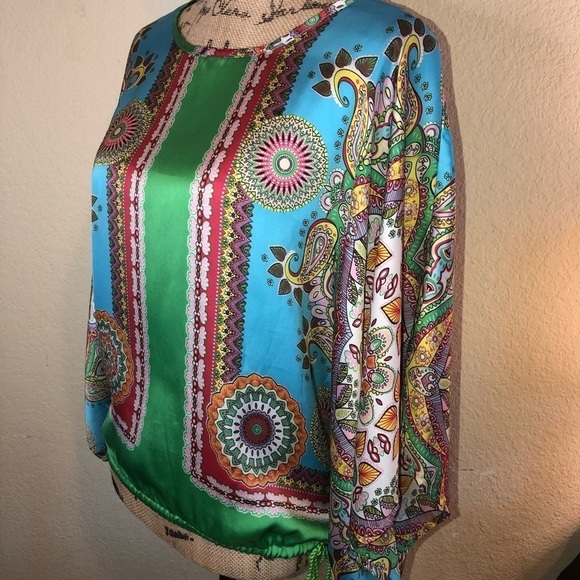 Ivy Jane Green Silky Feel Kimono/Scarf Blouse with Drawstring Blouse Size M - Picture 2 of 10